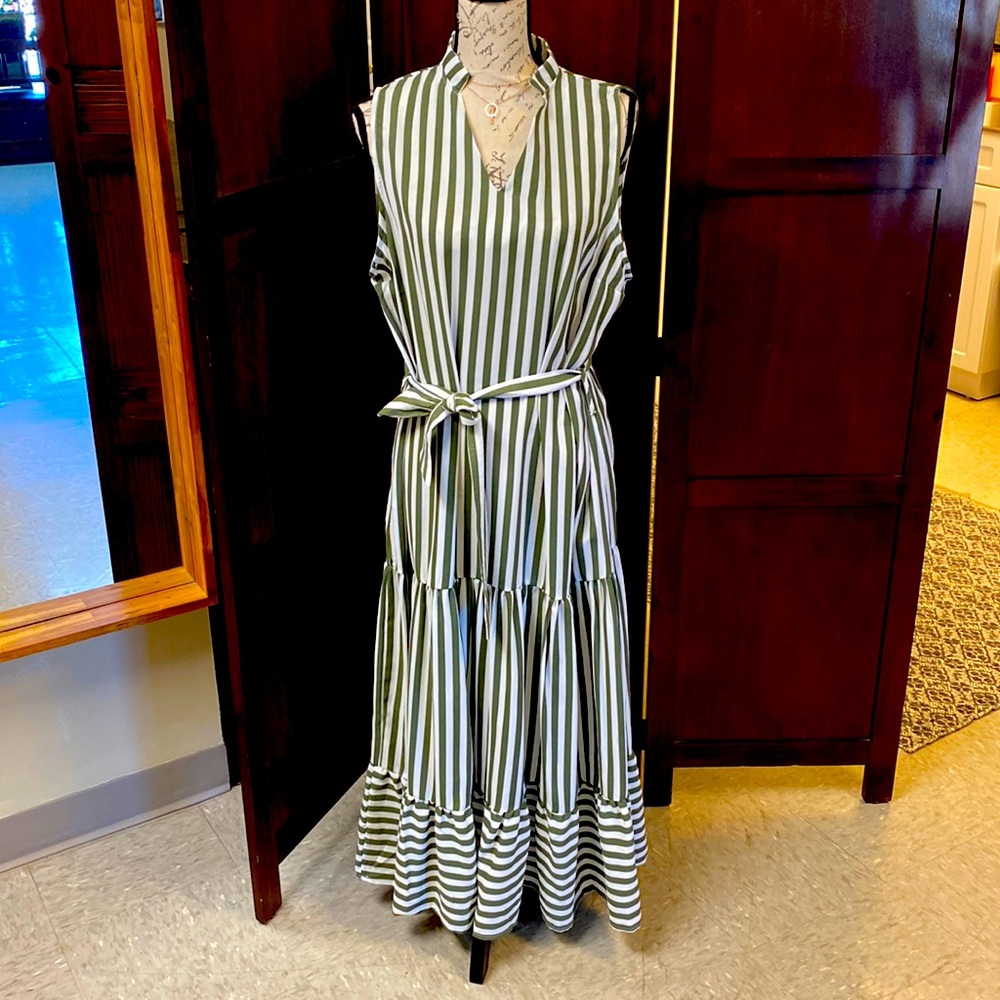 Maxi dress with Belt